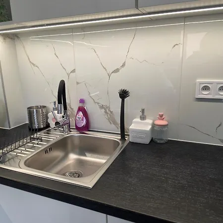 Veronika Apartman *